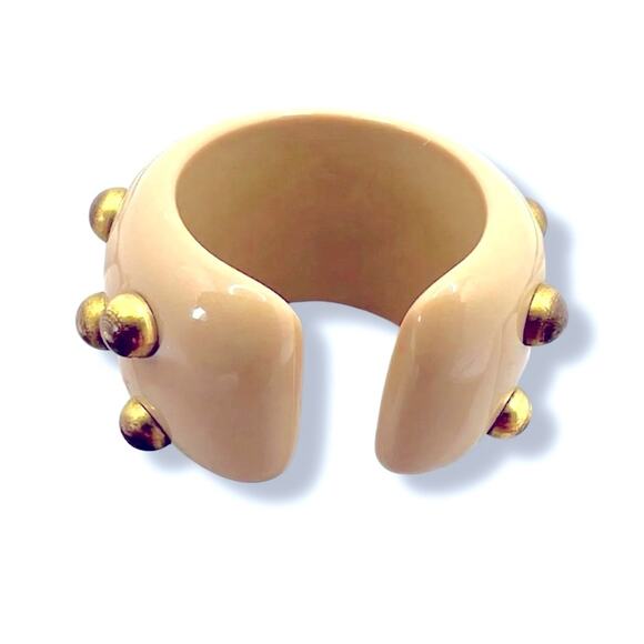 Chanel Vintage Gold Ring -  Size 7 - Picture 4 of 11